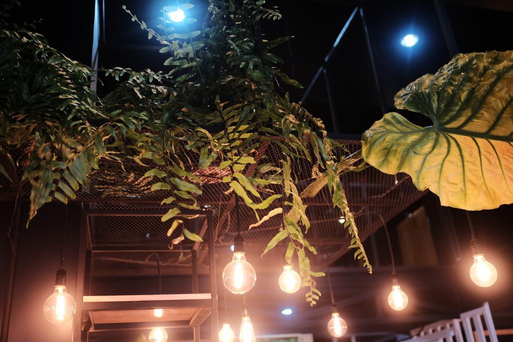 Marktel & Coffee Chiang Mai Exterior foto